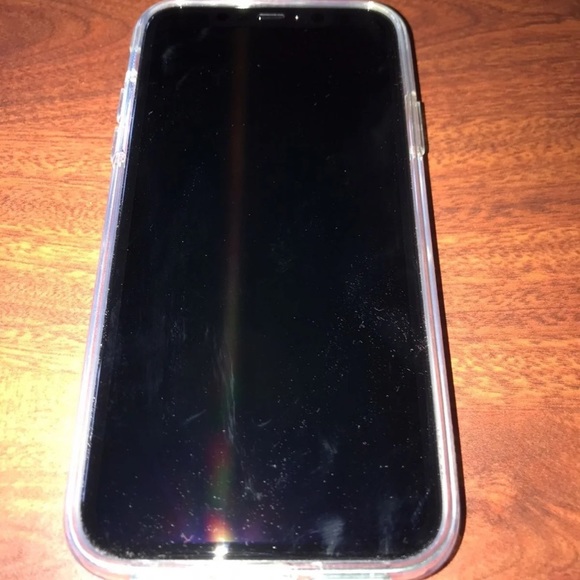 iPhone 11 - Picture 3 of 3